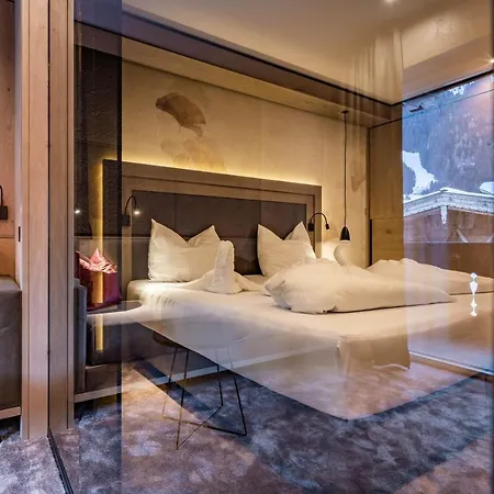 Hotel Gasthof Bruecke Mayrhofen Exterior photo